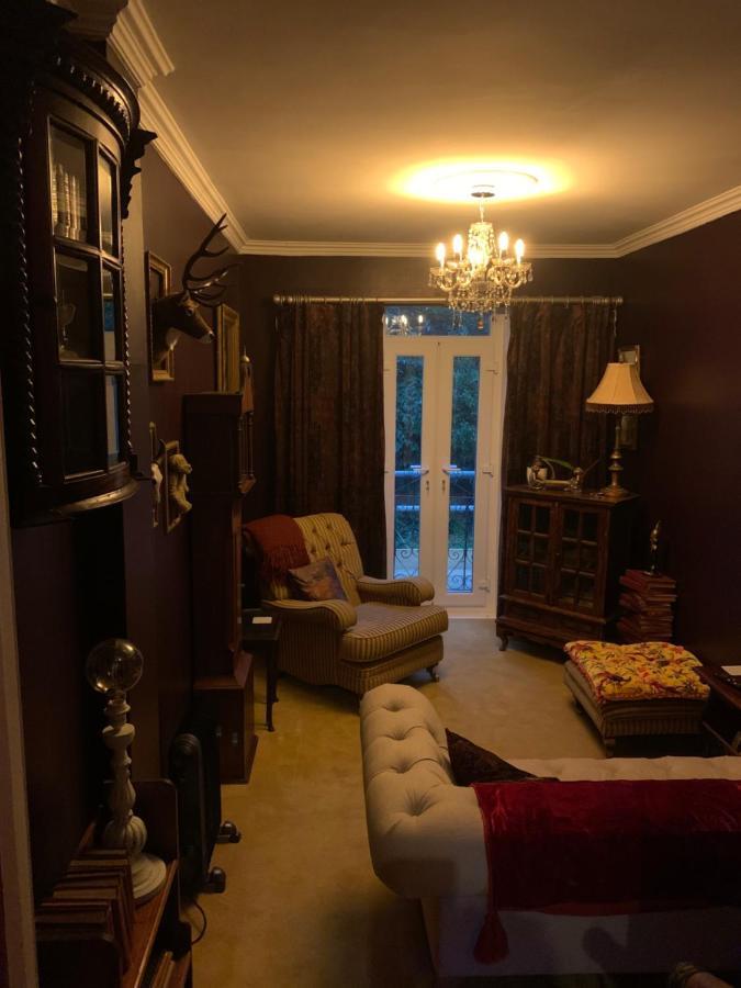 The Attic Apartment At Number 54 อิลฟราคูมบ์ ภายนอก รูปภาพ